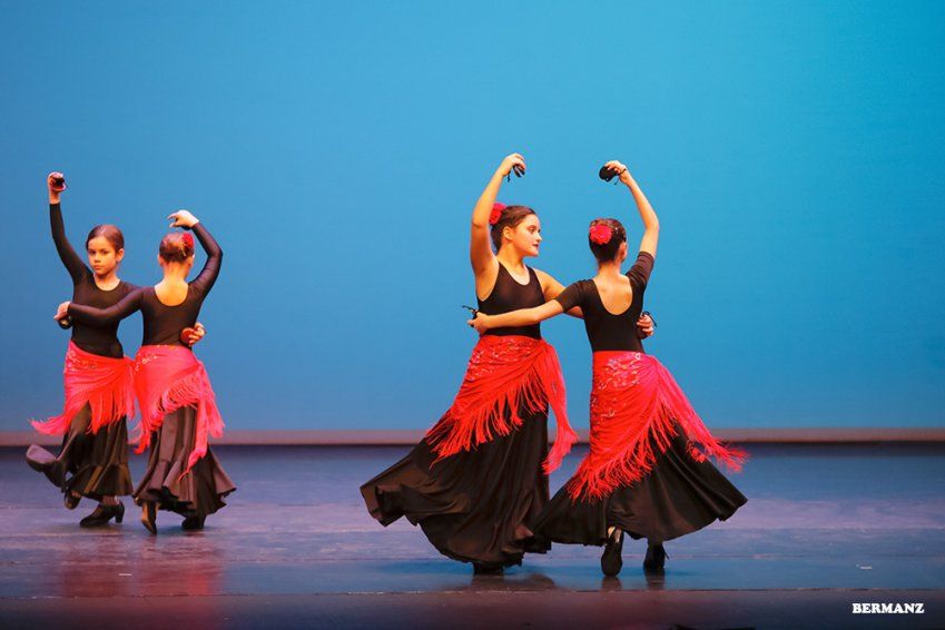 Danza española-flamenco